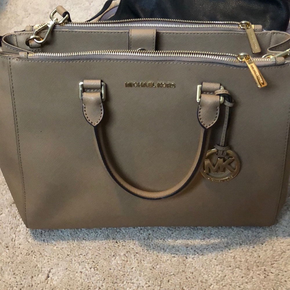 Authentic Michael Kors leather bag